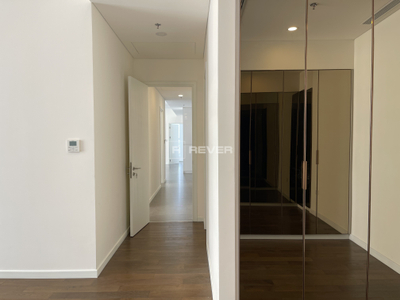 IMG_9686.HEIC Căn hộ The Berkley Thao Dien hướng Đông Bắc, diện tích 176.78m²