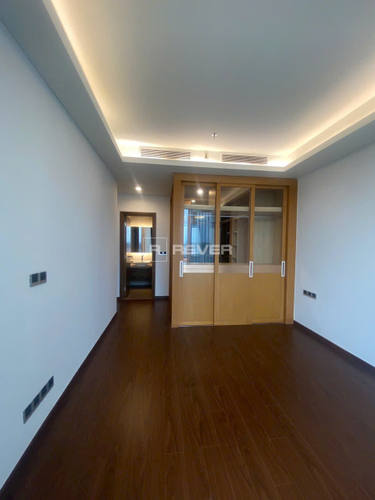 z5695853588937_2e489ebf48d614d6158bea879c32943c.jpg Cần bán Căn hộ Sarica Condominium hướng Tây Nam, diện tích 107m²