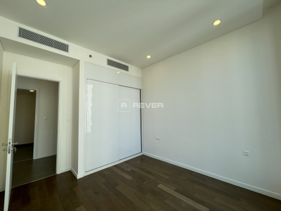 IMG_9654.HEIC Căn hộ The Berkley Thao Dien hướng Đông Bắc, diện tích 176.78m²