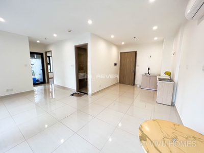 Căn hộ Vinhomes Grand Park có 2 phòng ngủ, nội thất cơ bản.