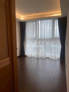 z5695853601602_52b529964f2fe5eb8a91a4738cbbcba3.jpg Cần bán Căn hộ Sarica Condominium hướng Tây Nam, diện tích 107m²