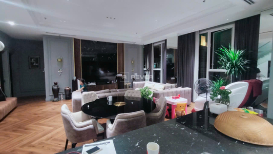 z5959671409217_72ac2c058ba19876b2be089e3d75e8aa.jpg Pent-house Sunrise City quận 7 diện tích 284m²