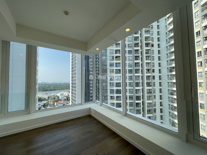 IMG_9880.jpeg Căn hộ The Berkley Thao Dien hướng Tây Bắc, diện tích 141.7m²