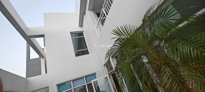  Penthouse Hoàng Anh River View 4pn 270m2 nội thất cơ bản diện tích 277m²