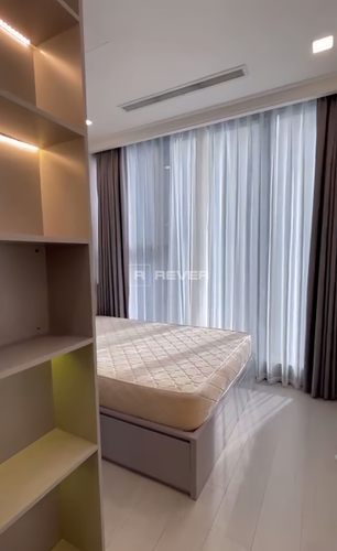 z4512841024332_1ec05f497a2c3fd3be845b758cd106a1.jpg Officetel Vinhomes Golden River diện tích 65m2 rộng thoáng.