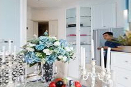  Căn hộ Vinhomes Golden River đầy đủ nội thất diện tích 159.5m².