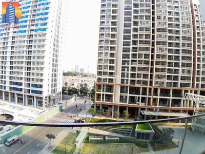  Căn hộ Phú Mỹ Hưng Midtown tầng trung đầy đủ nội thất sang trọng.