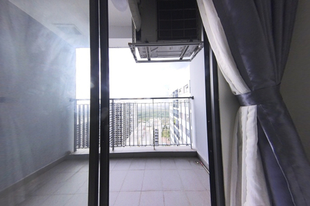  Căn hộ Vinhomes Grand Park hướng Tây Nam, diện tích 59m²