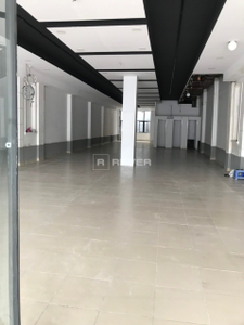 Mặt bằng kinh doanh đường Phạm Hùng 1 tầng, diện tích 285m²