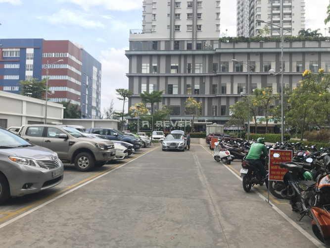 z988423674874_70f6f1df7f199c4932d289858d8b7c11.jpg Pent-house Duplex Sunrise City Sân vườn diện tích 284m²