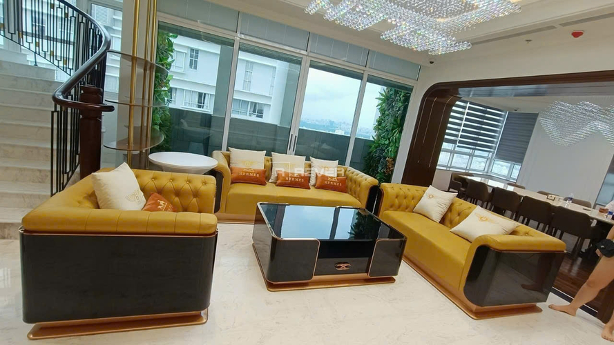 z6544433901330_89942de4f2202cdc64ccdf5e5d710cd0.jpg Pent-house Sunrise City quận 7 diện tích 750m² sổ hồng