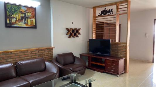 Phòng khách căn hộ Cửu Long, Bình Thạnh Căn hộ Cửu Long tầng 4 view nội khu yên tĩnh, đầy đủ nội thất.