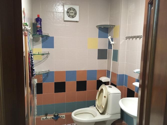 Phòng tắm căn hộ Miếu Nổi, Bình Thạnh Căn hộ Miếu Nổi tầng 14 cửa hướng Bắc, đầy đủ nội thất.