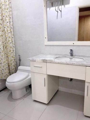 Phòng tắm Homyland 1, Quận 2 Căn hộ Homyland 1 hướng Đông Nam, nội thất đầy đủ.