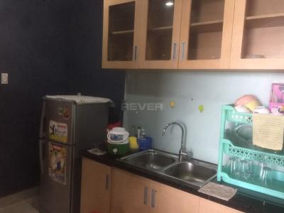 Phòng bếp căn hộ Him Lam Chợ Lớn Căn hộ Him Lam Chợ Lớn tầng thấp đầy đủ nội thất, hướng Tây.