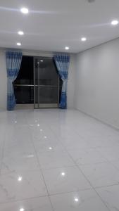 Phòng khách căn hộ An Gia Skyline, Quận 7 Căn hộ An Gia Skyline nội thất cơ bản, view thoáng mát tuyệt đẹp.