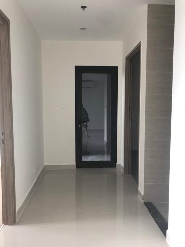 Hành lang Vinhomes Grand Park Quận 9 Căn hộ Vinhomes Grand Park tầng cao, hướng view trường học.