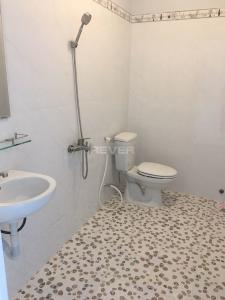 NHà phố Huyện Bình Chánh Nhà phố KDC Phòng Phú 4 diện tích 100m2, mặt tiền đường rộng rãi.