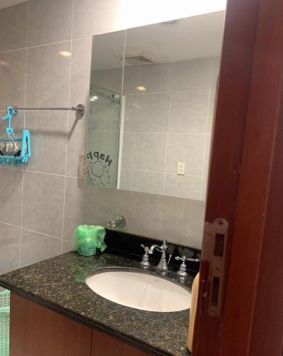 Phòng tắm The Manor, Bình Thạnh Căn hộ The Manor tầng trung, đầy đủ nội thất