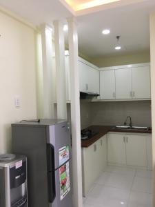 Phòng bếp căn hộ Sunrise City, Quận 7 Căn hộ Sunrise City view đón gió thoáng mát, nội thất cơ bản.