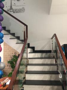 Nhà phố KDC Điền Phúc Thành, quận 9 Nhà phố KDC Điền Phúc Thành diện tích 5m x20m, có sân vườn rộng