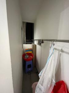 Lô gia Him Lam Phú An, Quận 9 Căn hộ Him Lam Phú An ban công hướng Đông Nam, đầy đủ nội thất.