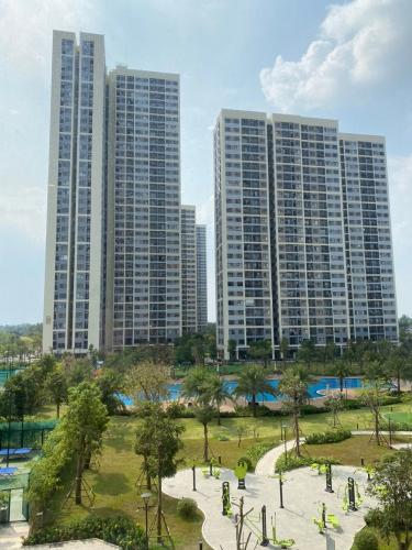 Căn hộ Vinhomes Grand Park , Quận 9 Căn hộ Vinhomes Grand Park tầng thấp view nội khu, đầy đủ nội thất.