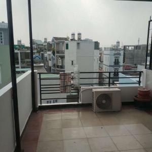 Nhà phố Quận Bình Thạnh Nhà phố hẻm xe hơi đường Nguyễn Văn Đậu, diện tích 27m2.