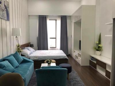 Phòng ngủ căn hộ Garden Gate, Phú Nhuận Căn hộ chung cư Garden Gate ban công hướng Đông Nam, nội thất đầy đủ.