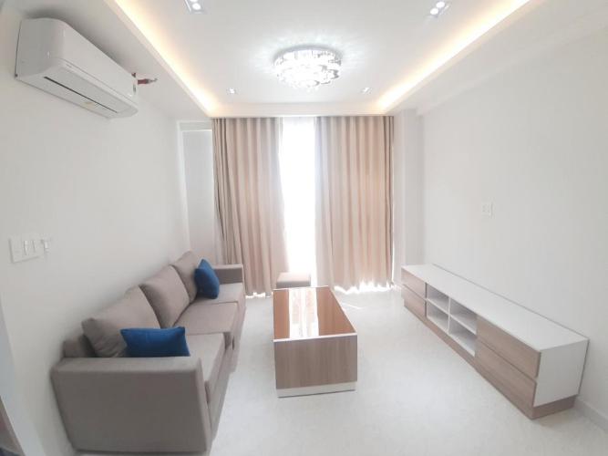 Phòng khách Scenic Valley Quận 7 Căn hộ Scenic Valley tầng 16, đầy đủ nội thất, cửa hướng Tây.