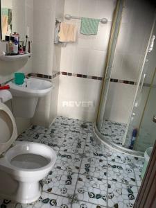 Phòng tắm Phú Thạnh Apartment, Tân Phú Căn hộ Phú Thạnh Apartment tầng trung, hướng Đông Nam.