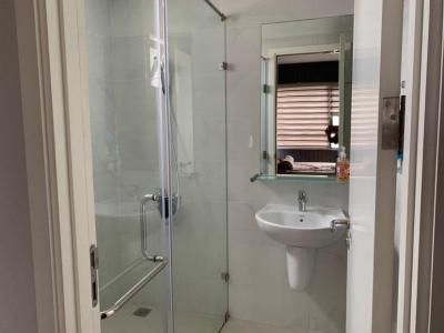 Toilet Masteri An Phú Quận 2 Căn hộ Masteri An Phú tầng trung, ban công hướng Tây.