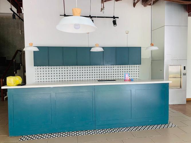 Không gian căn Shop-house Vinhomes Central Park, Bình Thạnh Căn Shop-house 1 trệt 1 lầu cửa hướng Bắc, nội thất cơ bản.