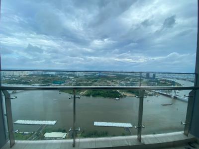 view Căn hộ Vinhomes Golden River tầng cao, nội thất đầy đủ.