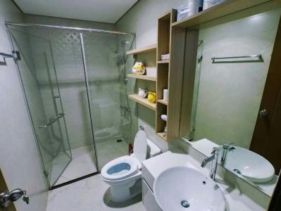 Phòng tắm Vinhomes Central Park Căn hộ Vinhomes Central Park tầng cao, hướng Đông Nam.