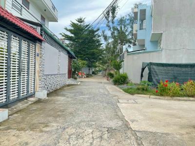 Đất nền Quận 9 Đất nền thổ cư diện tích 102.5m2 hướng Đông mát mẻ, sổ hồng riêng.