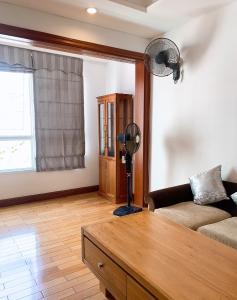 Phòng khách The Manor, Bình Thạnh Căn hộ The Manor tầng trung, đầy đủ nội thất