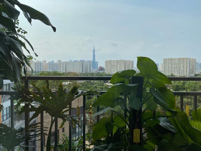 View cảnh căn hộ The Sun Avenue Căn hộ The Sun Avenue tầng thấp, view Landmark 81.