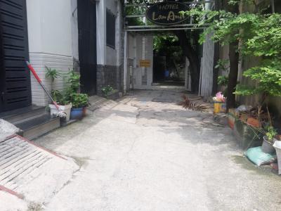 Hẻm nhà phố Lê Văn Thọ, Gò Vấp Nhà phố hẻm xe hơi mới xây, thiết kế hiện đại tinh tế.