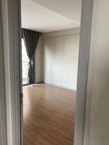 Phòng ngủ The Gold View, Quận 4 Căn hộ The Gold View tầng trung, đón view sông Sài Gòn mát mẻ.