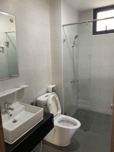 Phòng tắm căn hộ Mizuki Park, Bình Chánh Căn hộ Mizuki Park tầng cao nội thất cơ bản, thiết kế kỹ lưỡng.