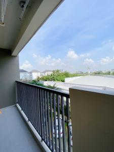 Ban công Căn hộ Jamila Khang Điền Bán căn hộ Jamila Khang Điền có thiết kế hiện đại, gần cao tốc Long Thành - Dầu Giây.