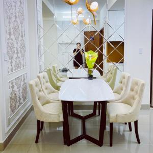 Phòng ăn Võ Đình Apartment, Quận 12 Căn hộ Võ Đình Apartment ban công hướng Tây, đầy đủ nội thất.
