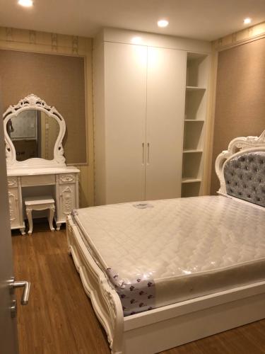  Phòng ngủ  căn hộ The Gold View Bán căn hộ The Gold View thuộc tầng cao, 2 phòng ngủ, diện tích 85m2, đầy đủ nội thất.