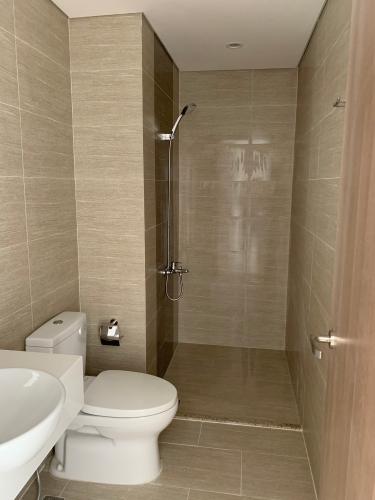 Toilet Vinhomes Grand Park Quận 9 Căn hộ Vinhomes Grand Park tầng cao, trang bị đầy đủ nội thất.