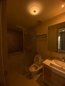 Phòng tắm căn hộ New City Thủ Thiêm, Quận 2 Căn hộ tầng trung New City Thủ Thiêm nội thất đầy đủ, view sông.