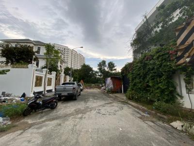 Biệt thự Quận 2 Biệt thự diện tích 165m2 được thiết kế sang trọng, bàn giao nội thất cơ bản.