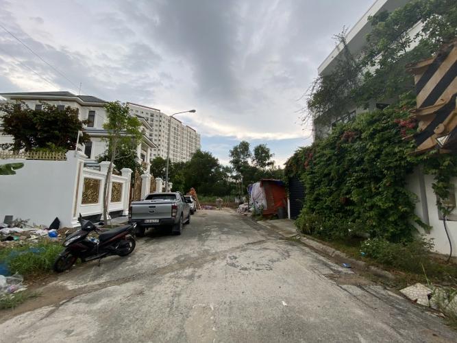 Biệt thự Quận 2 Biệt thự diện tích 165m2 được thiết kế sang trọng, bàn giao nội thất cơ bản.