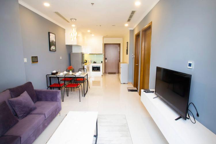 Phòng khách căn hộ VINHOMES CENTRAL PARK Bán căn hộ Vinhomes Central Park 1PN, tầng cao, đầy đủ nội thất, view sông Sài Gòn và thành phố