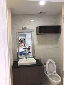 Phòng tắm căn hộ The Botanica Căn hộ The Botanica tầng 10 đầy đủ nội thất, view nội khu.